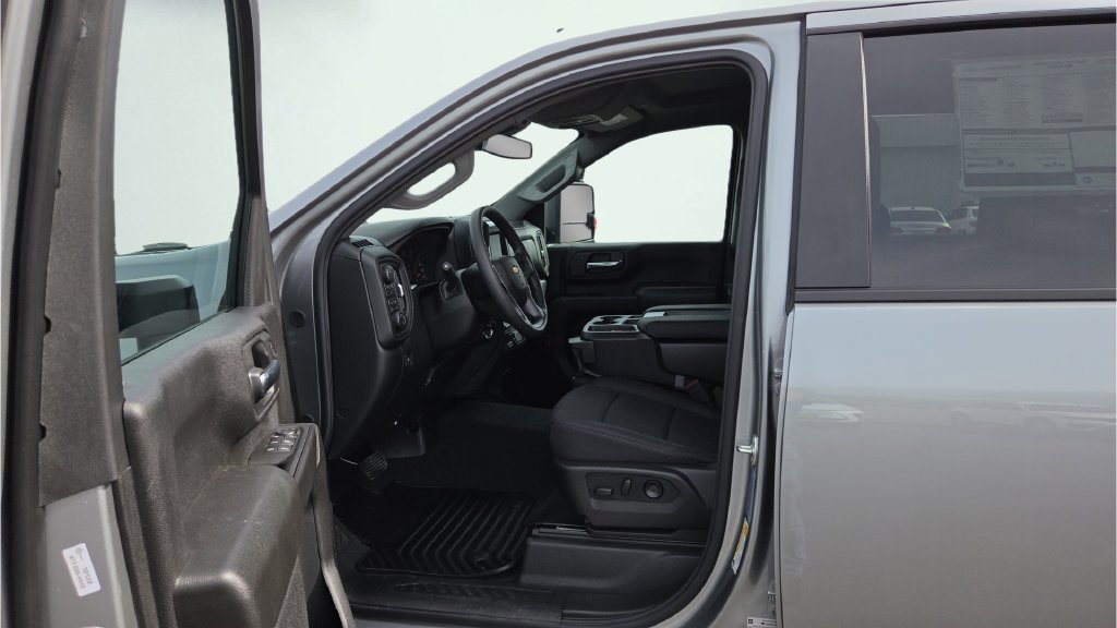 2026 Chevrolet Silverado 2500 HD Custom - Photo 41