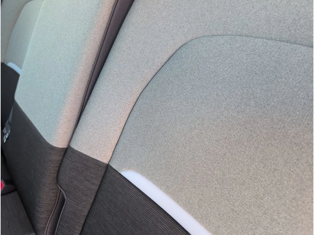 New 2027 Iceberg Green Kia S image 29