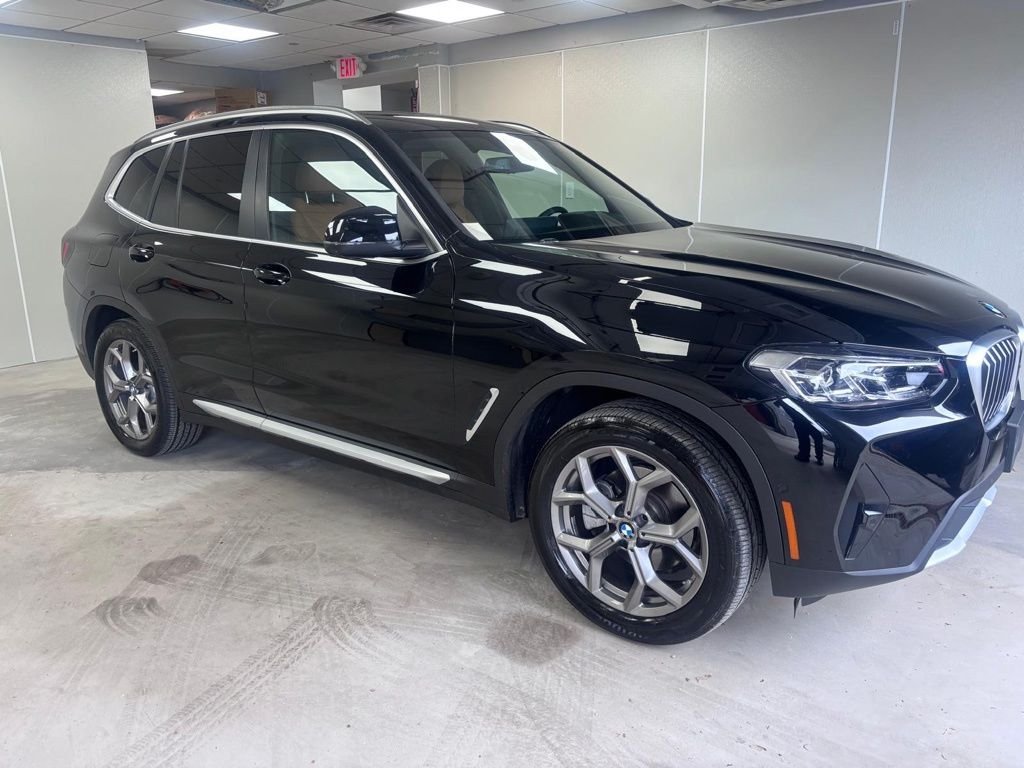 2023 BMW X3 xDrive30i's photo