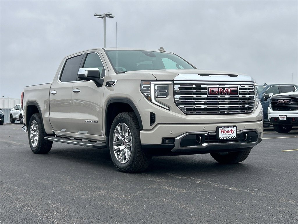 2026 GMC SIERRA - Image 1