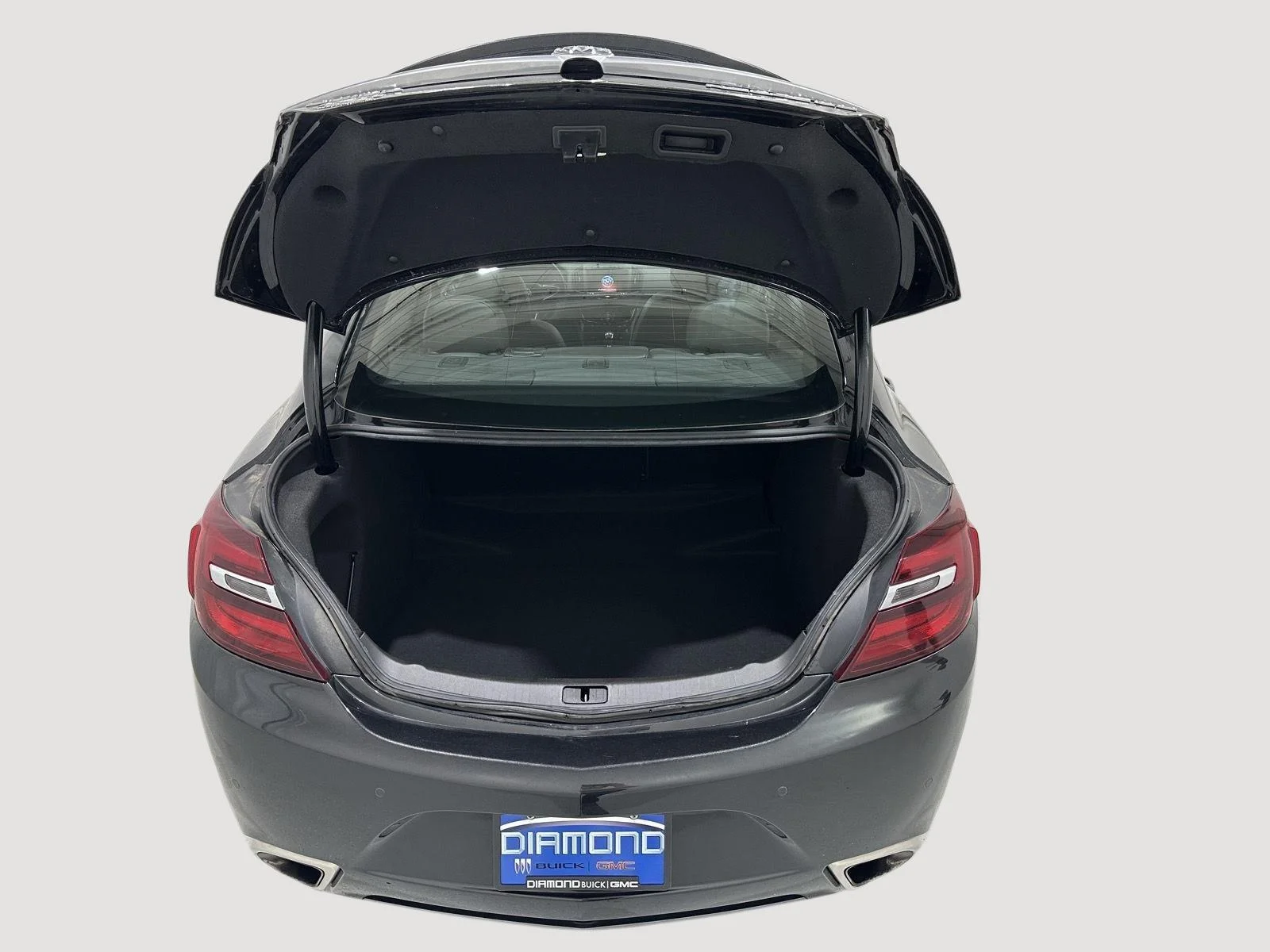 Used 2015 BLACK DIAMOND TRICOAT Buick GS image 25