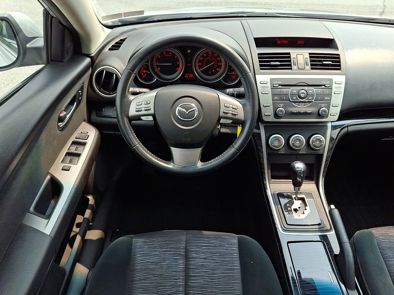 Used 2010 Brilliant Silver Metallic Mazda i Touring Plus image 12