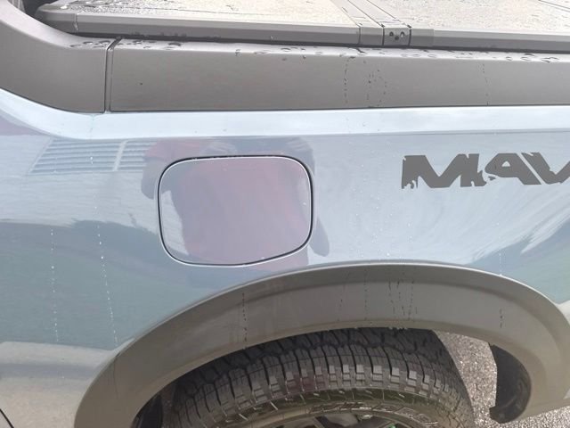 Used 2025 Gray Ford XLT image 13