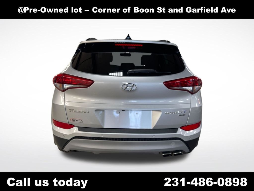 Used 2017 Silver Hyundai Limited image 4