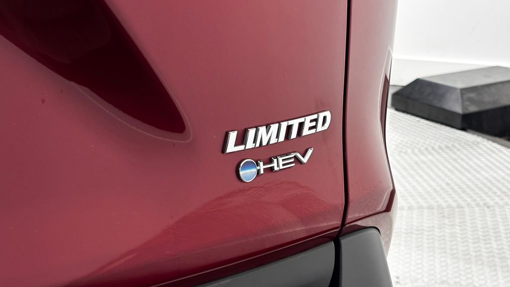 Used 2025 Red Toyota Limited image 10