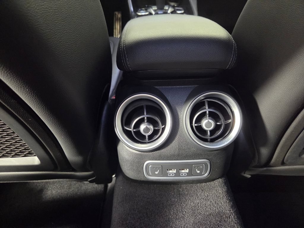 2022 Alfa Romeo Giulia Base - Photo 24