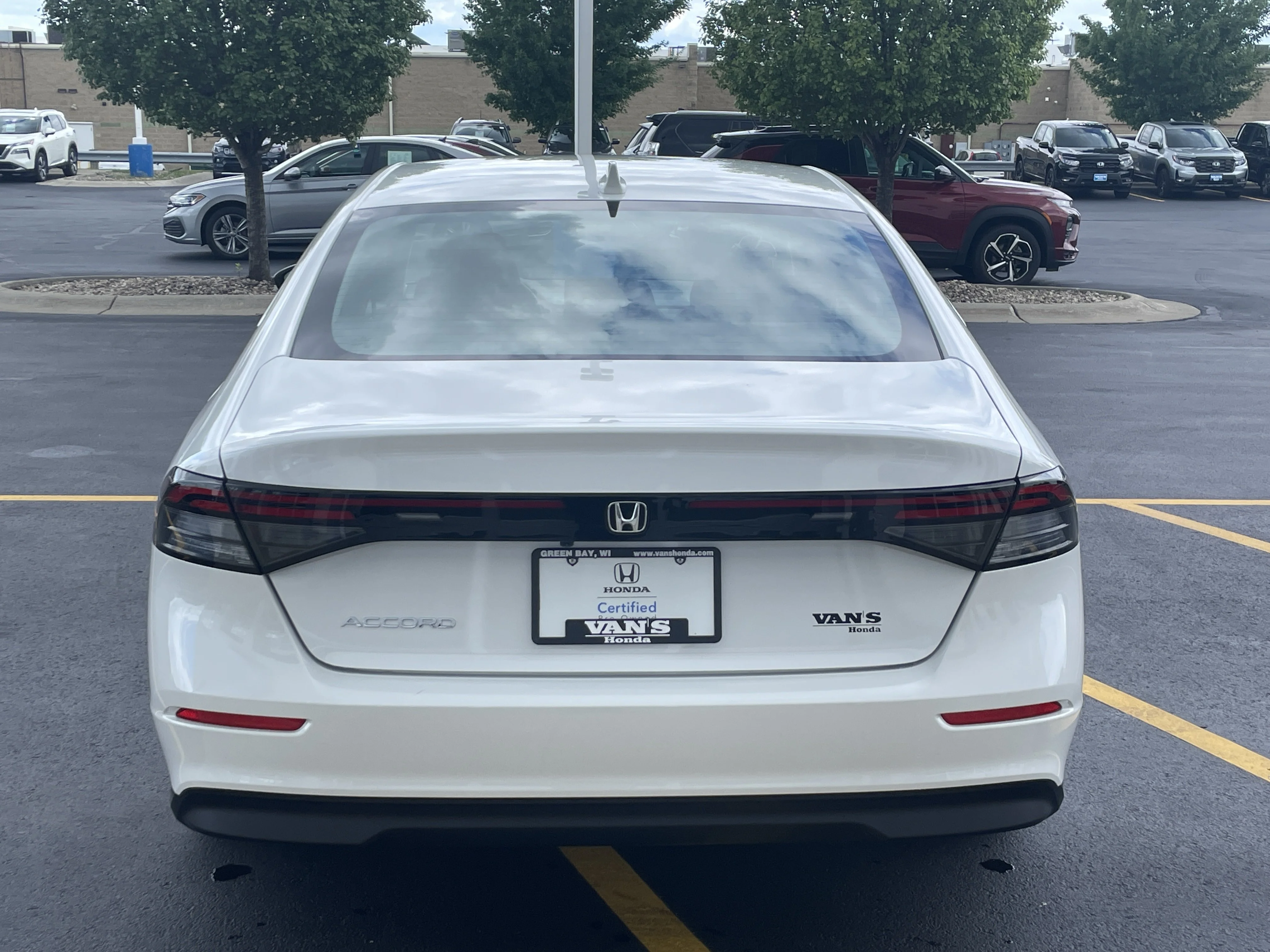2025 Honda Accord LX - Photo 36