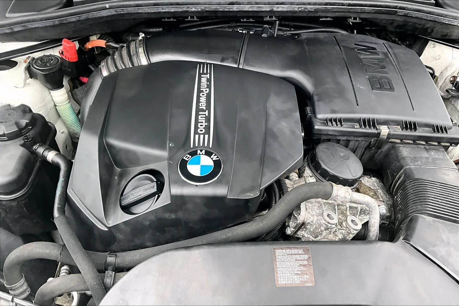 Used 2012 Alpine White BMW 135i image 32