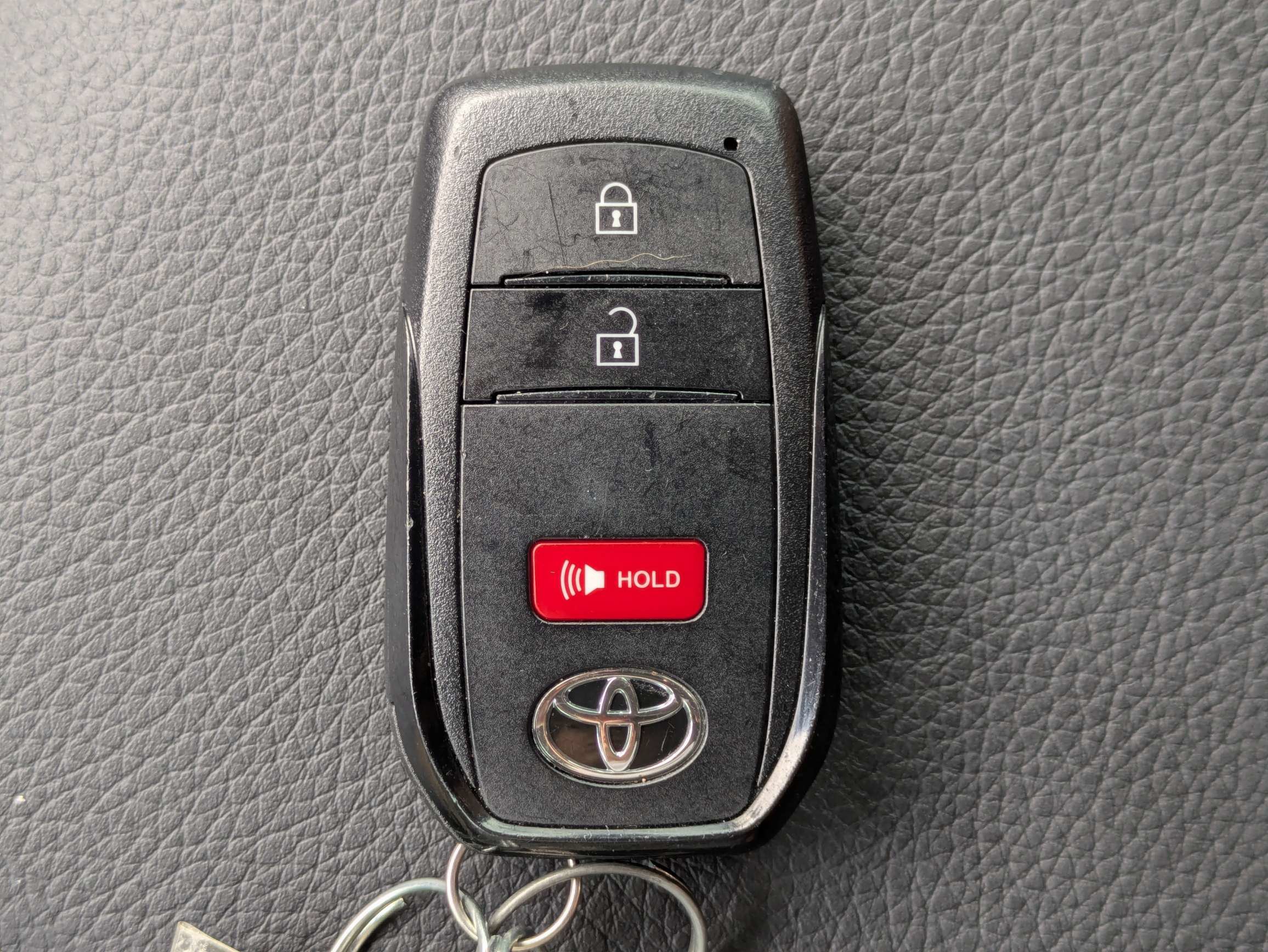 Used 2025 Ice Cap Toyota 1958 image 33