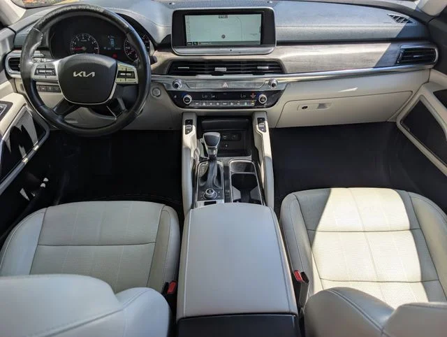 Used 2022 Moss Kia EX image 13