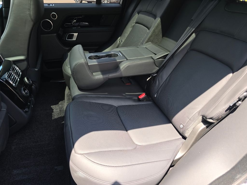 Used 2021 Black Land Rover Westminster image 39