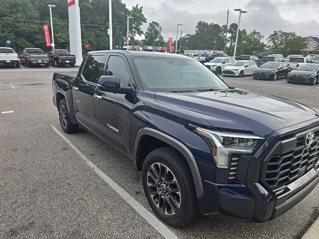 2022 Toyota Tundra Limited 3.4L 4WD CrewMax 5.5' Bed's photo