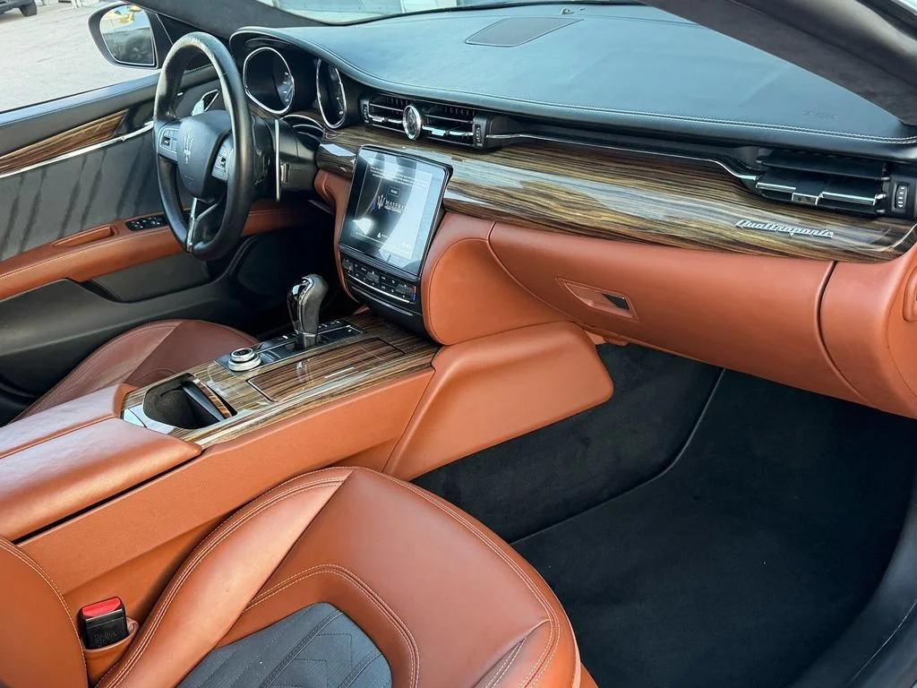 Used 2018 Blue Maserati S GranLusso image 20