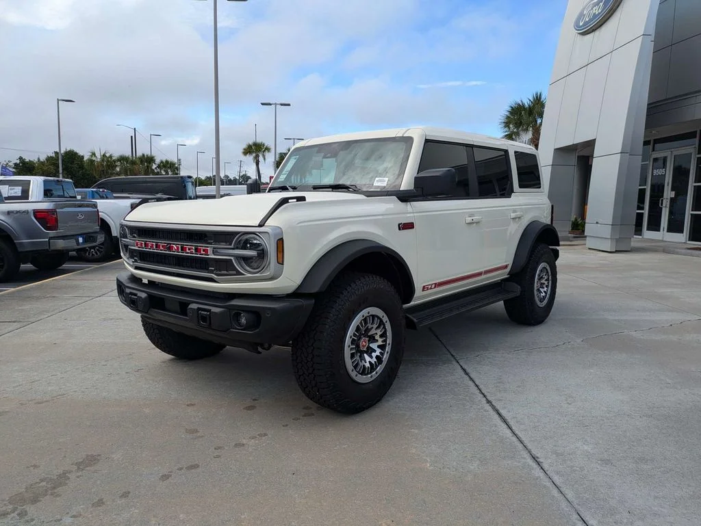 New 2026 Wimbledon White Ford Outer Banks image 8