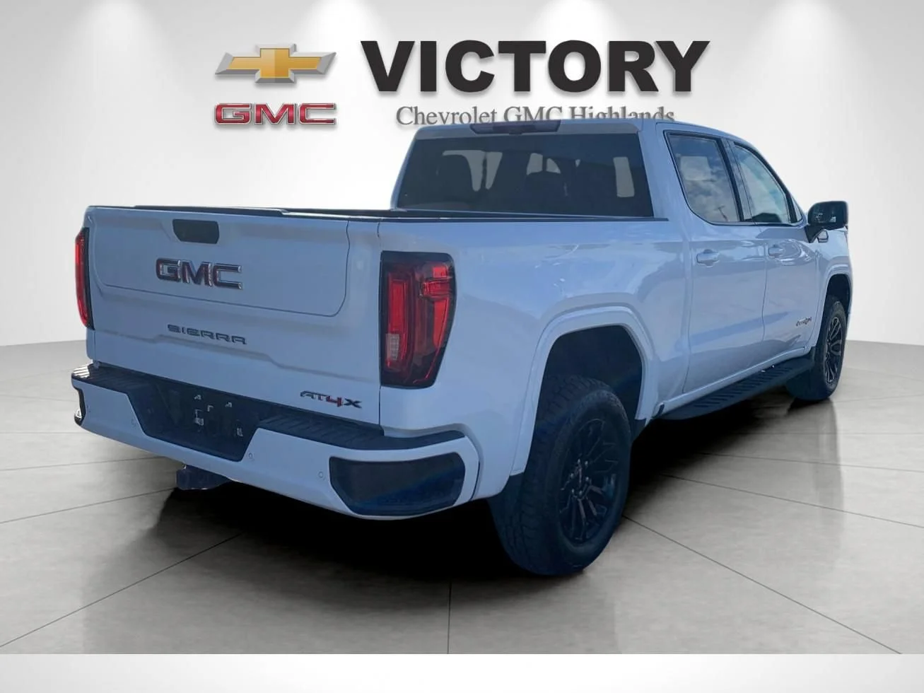 Used 2022 Summit White GMC AT4X image 3