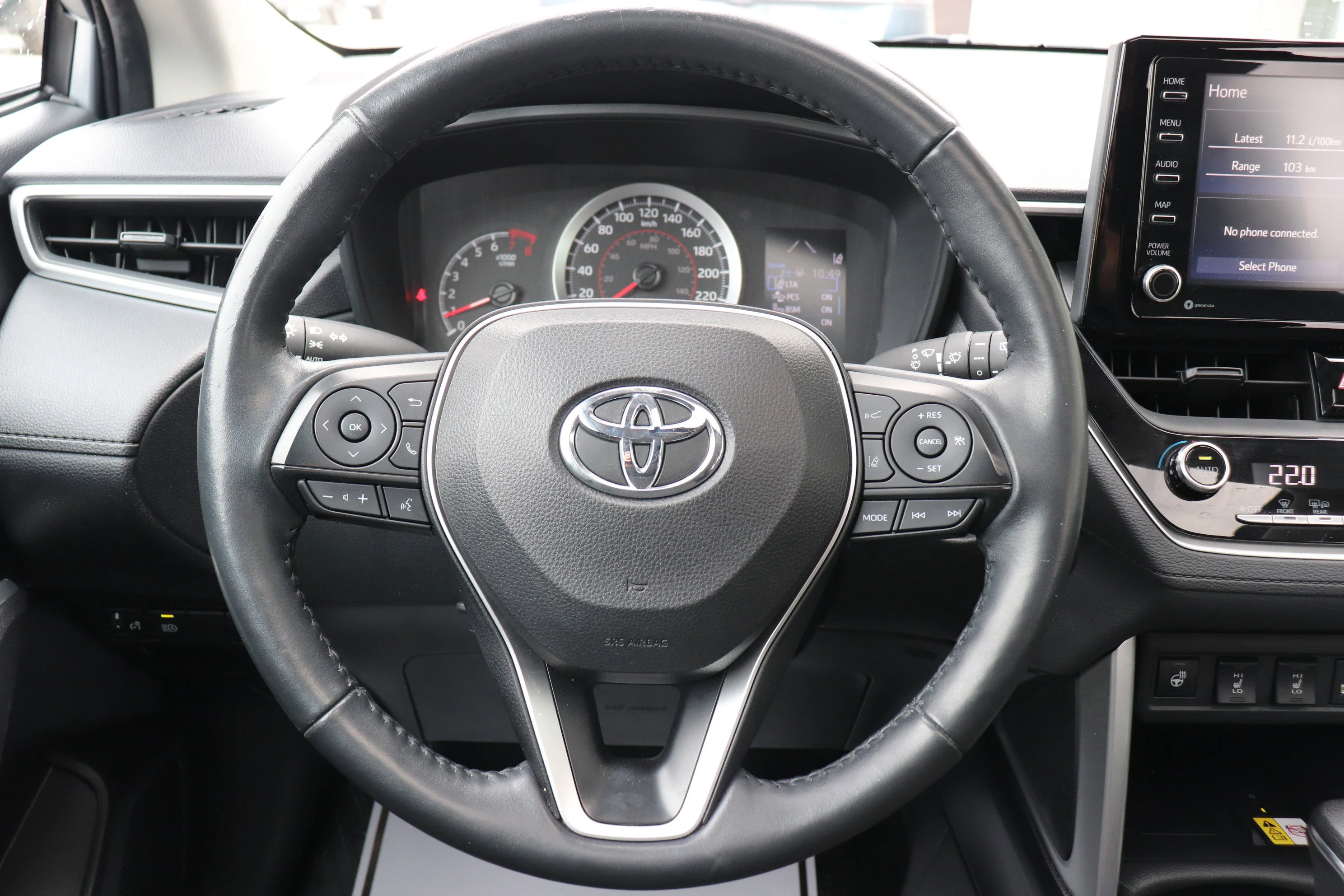 Used 2022 Silver Toyota LE image 14