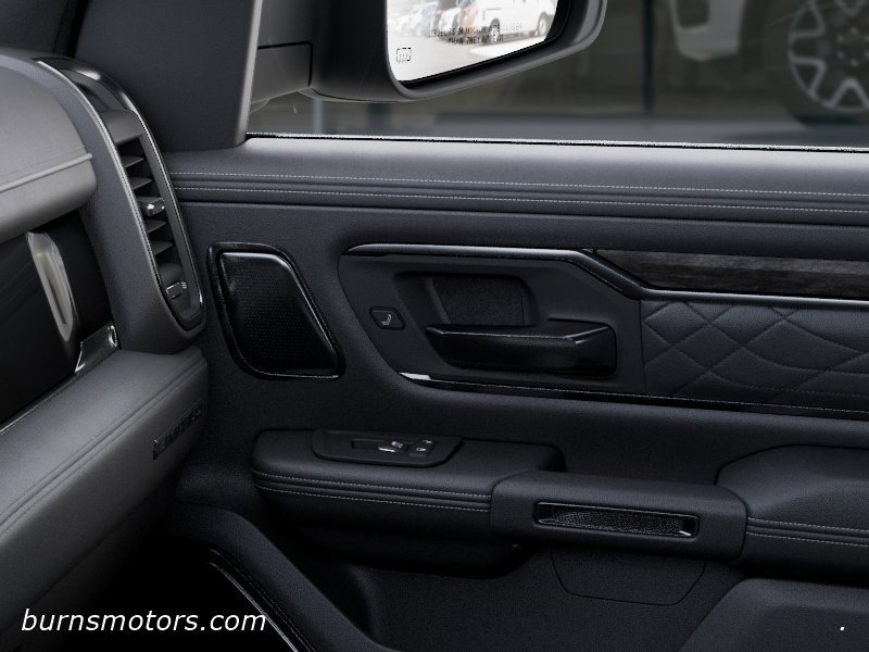 2026 RAM 1500 Limited - Photo 25