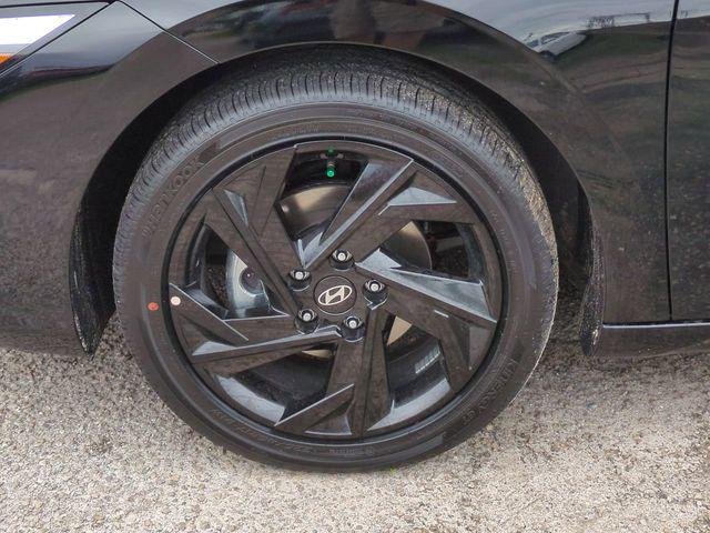 New 2026 Black Hyundai SEL Sport Premium image 10