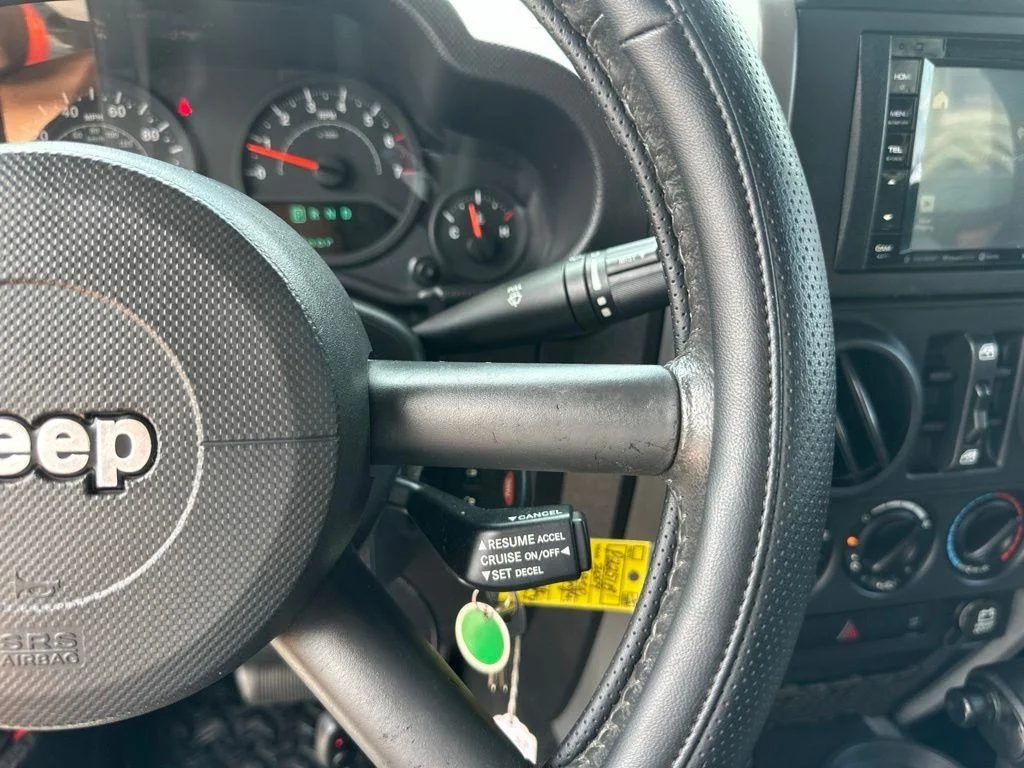 Used 2009 Orange Jeep Unlimited X image 35