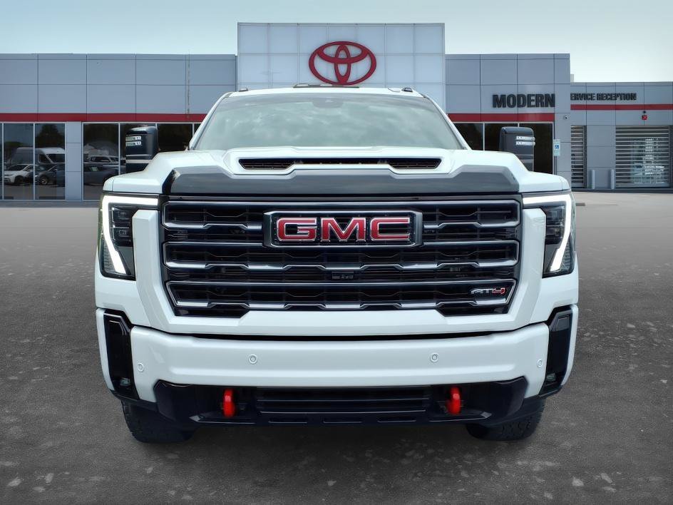 Used 2025 Summit White GMC AT4 image 11