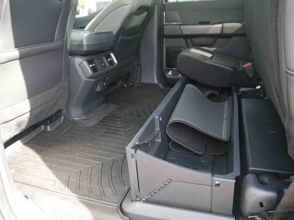 Used 2025 Silver Ford Tremor image 19