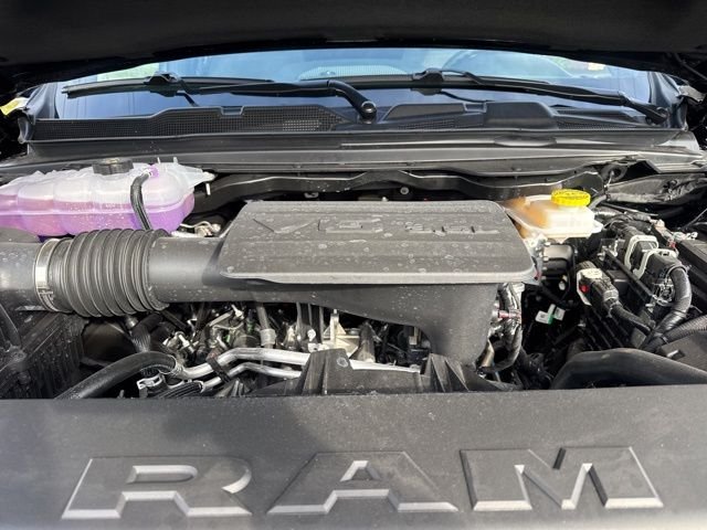 New 2026 Diamond Black Crystal Pearl-Coat Exterior Paint RAM Express image 16