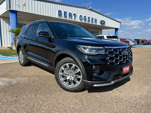 New 2026 Agate Black Metallic Ford Platinum™ image 1