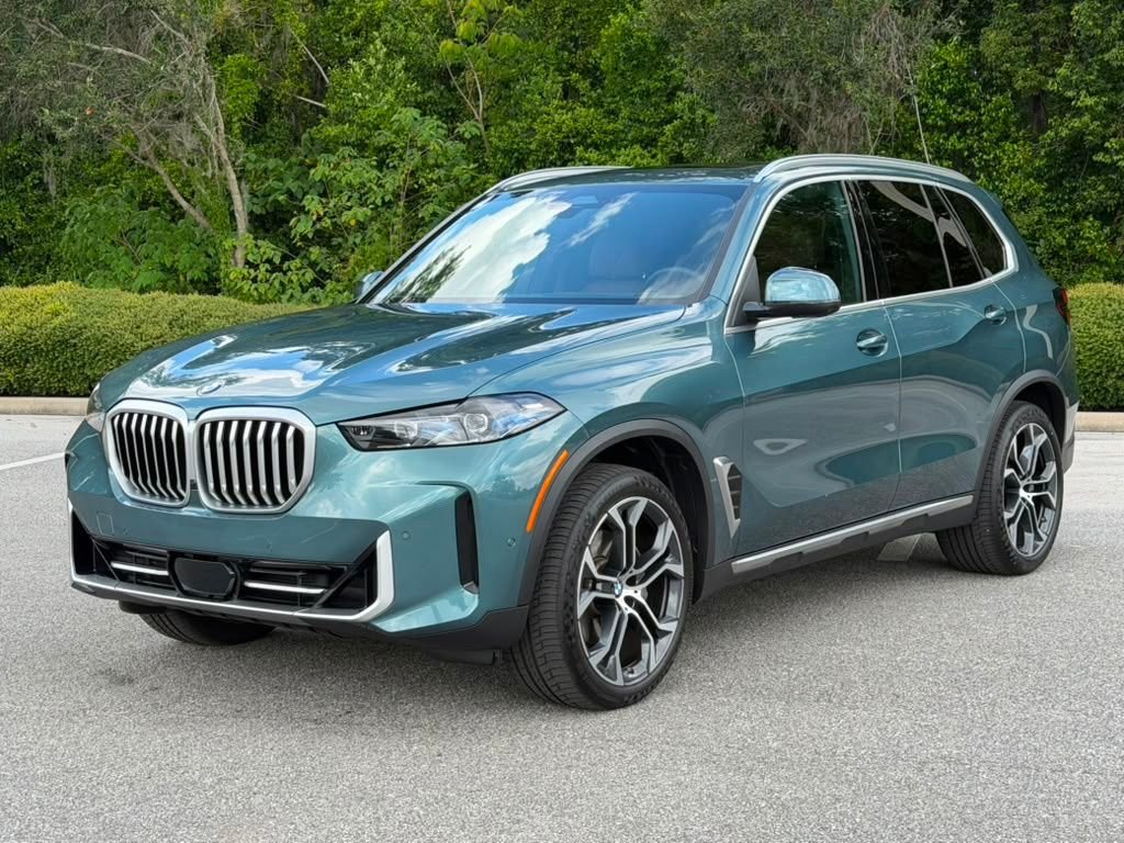 Used 2026 Blue BMW xDrive40i image 1