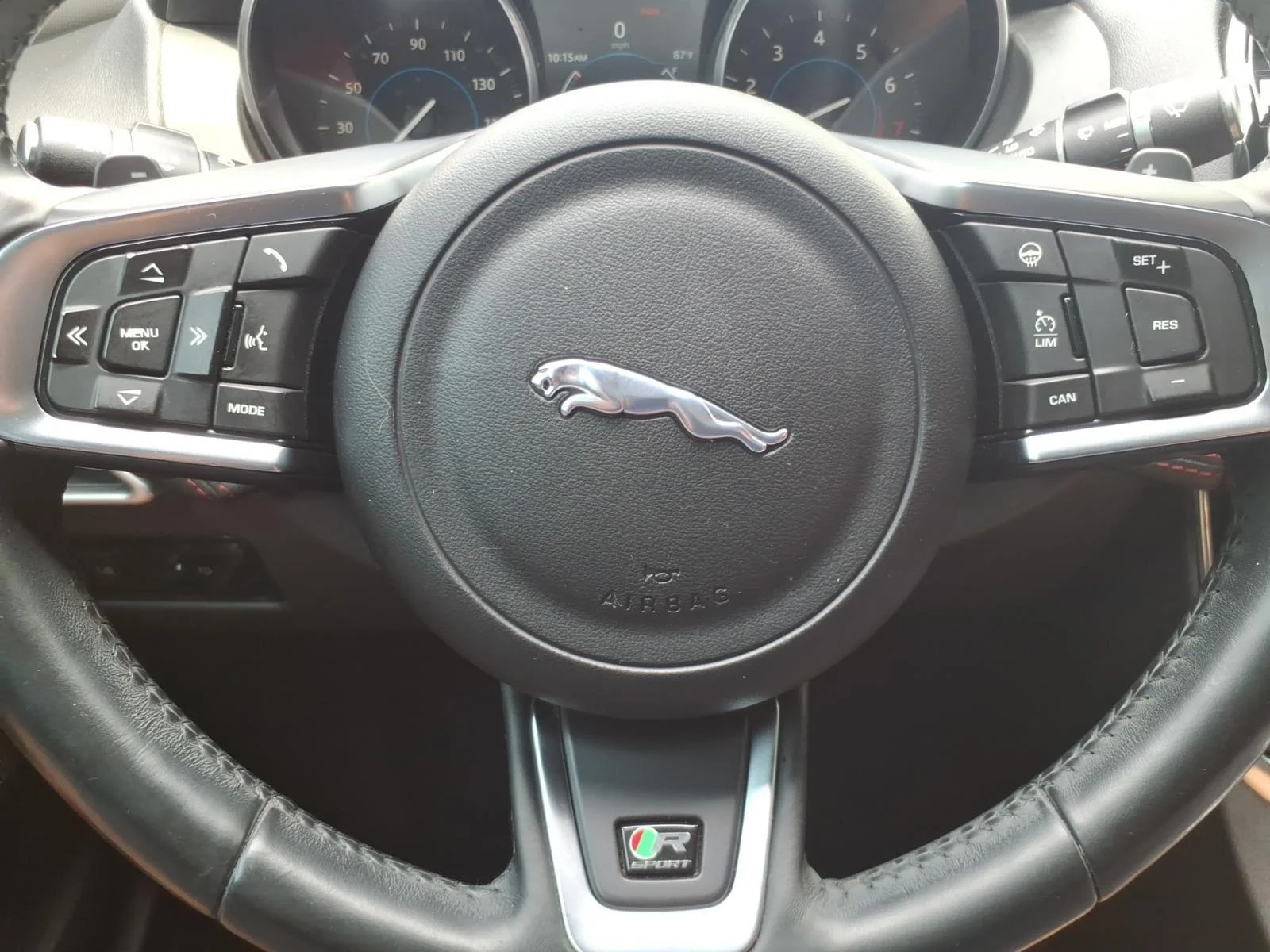 Used 2017 Ultimate Black Metallic Jaguar 35t R-Sport image 19