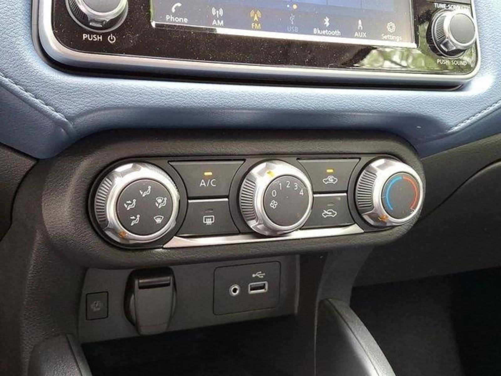 2025 Nissan Versa Sedan SV - Photo 11