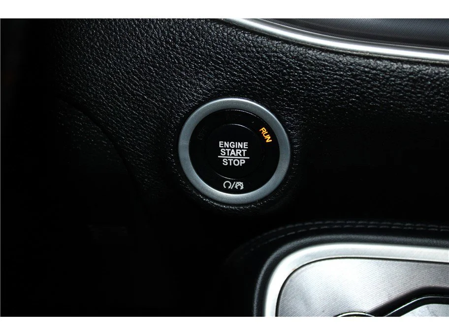 Used 2021 White Knuckle Clearcoat Dodge SXT image 23