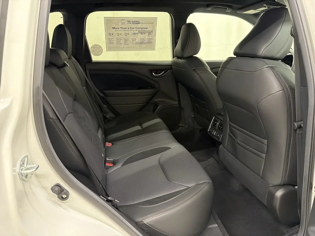 New 2026 Crystal White Pearl/Crystal Black Silica Subaru Touring Hybrid image 20