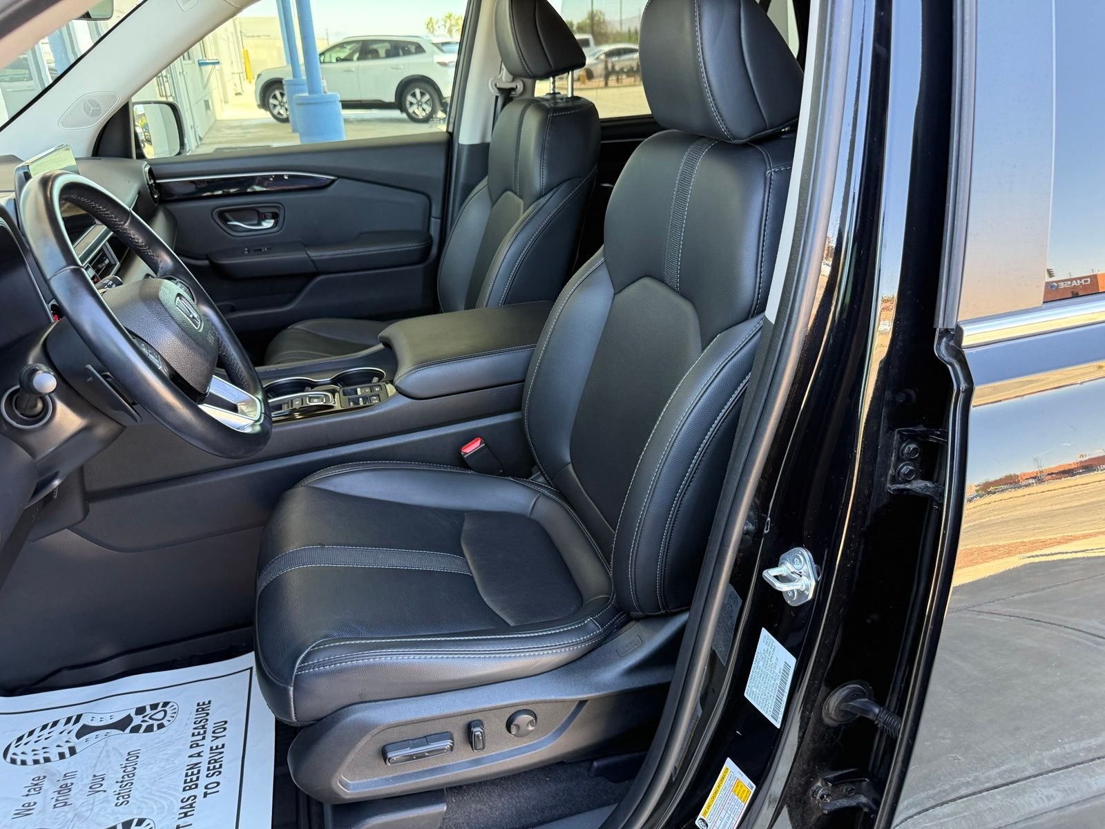 2025 Honda Pilot EX-L - Photo 31