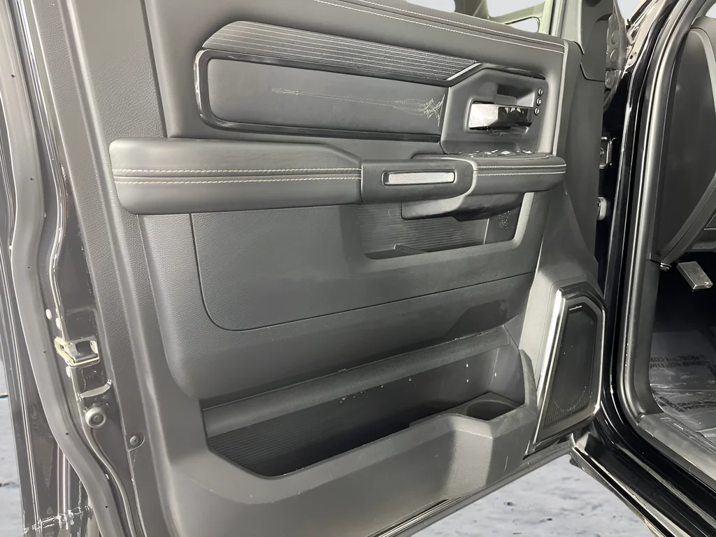 Used 2023 Black Ram Limited image 9
