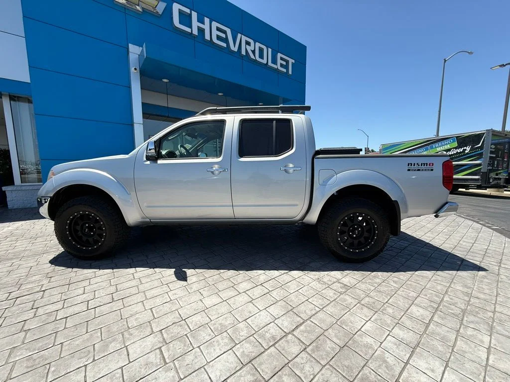 Used 2006 Silver Nissan NISMO Off-Road image 13
