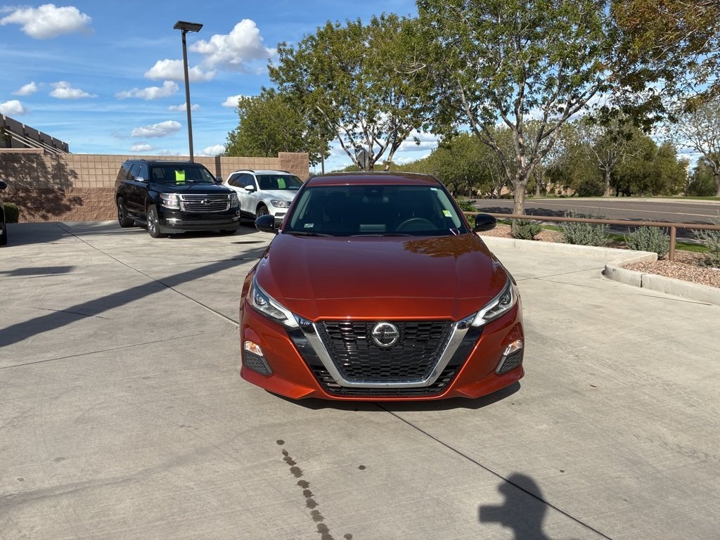 2022 Nissan Altima 2.5 SR photo 3