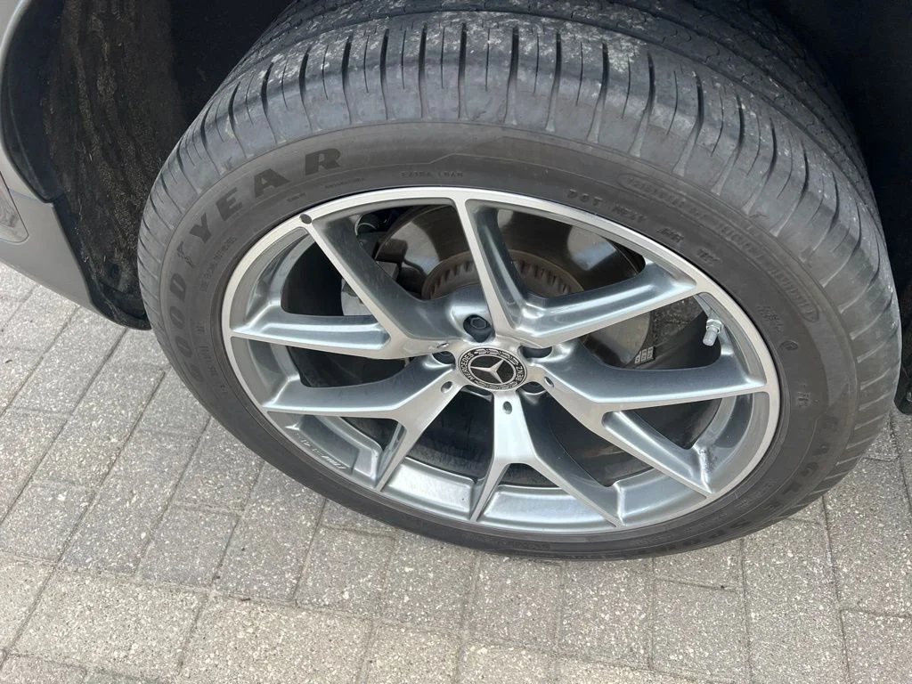Used 2022 Black Mercedes-Benz GLC 300 image 15