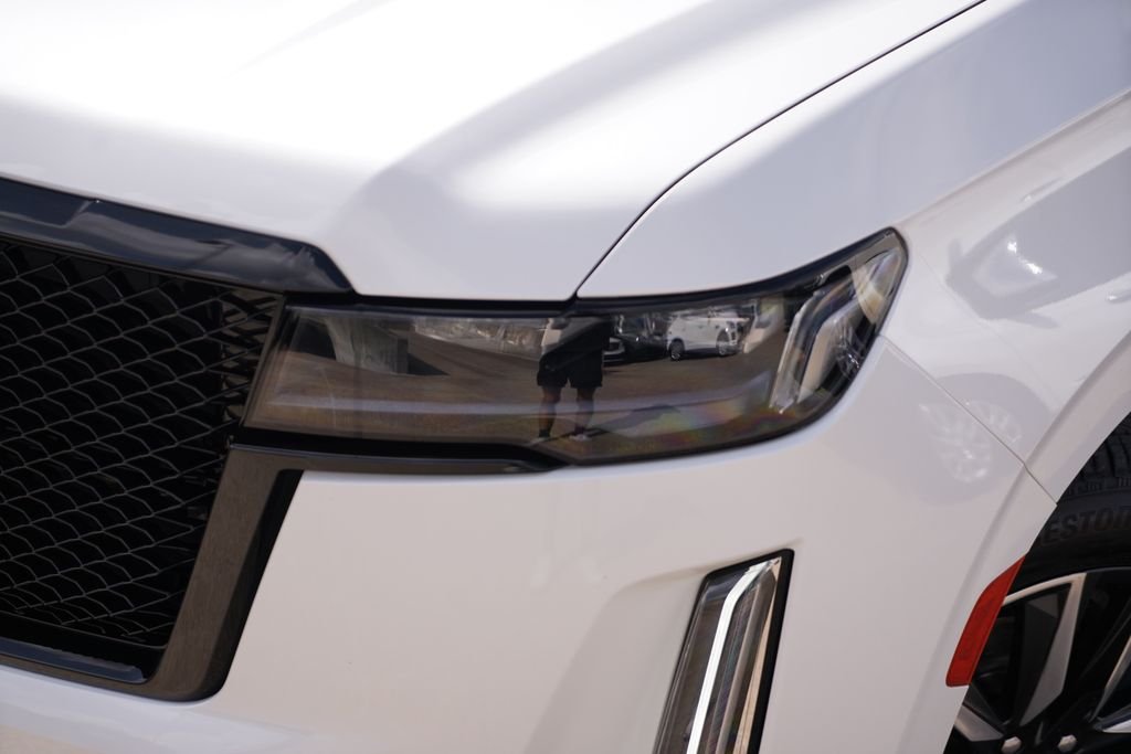Used 2021 White Cadillac Sport image 2