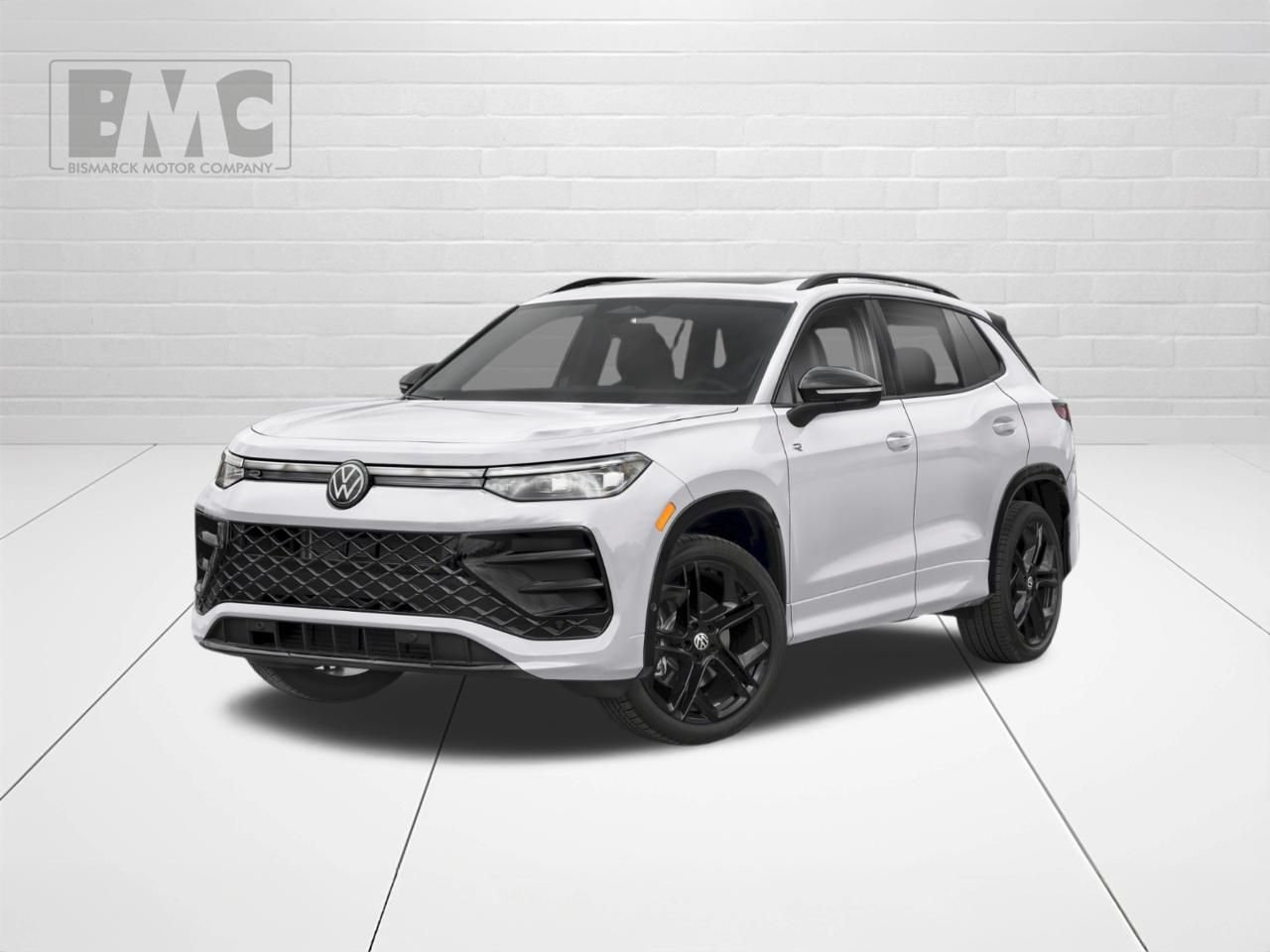 New 2026 White/off-white Volkswagen 2.0T SE R-Line Black image 1