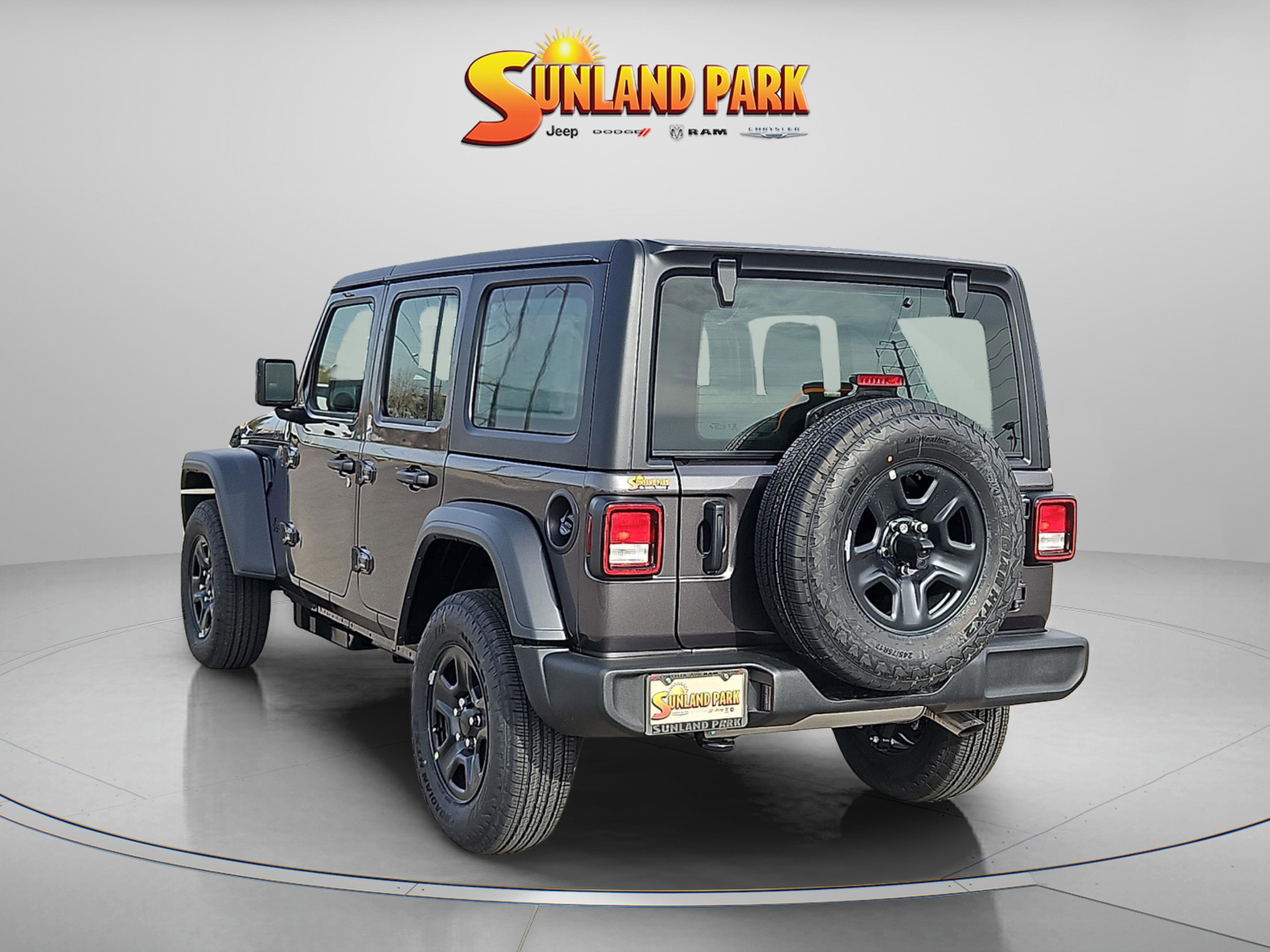 New 2026 Granite Crystal Metallic Clear-Coat Exterior Paint Jeep Sport image 4