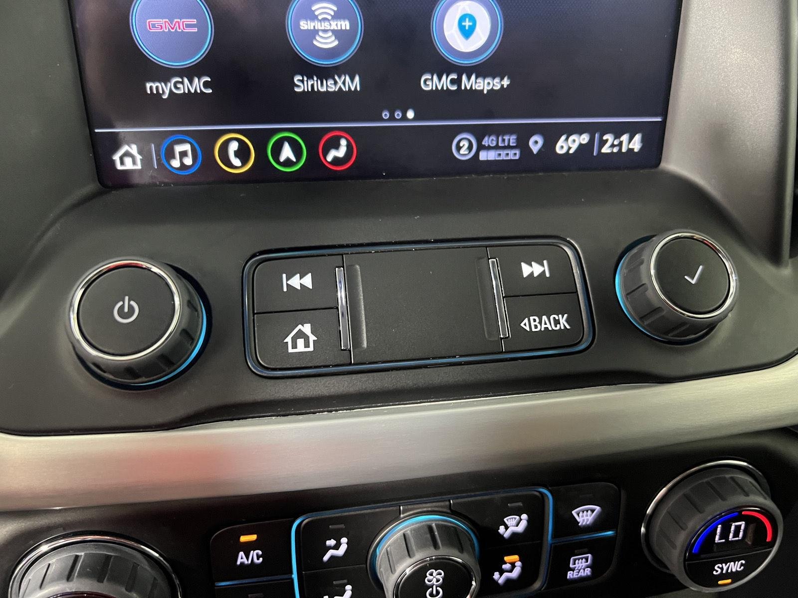 Used 2023 Sterling Metallic GMC SLT image 33