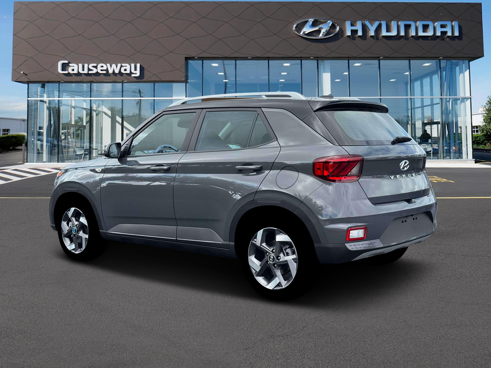 New 2026 Gray Hyundai SEL w/Two-Tone Roof image 4