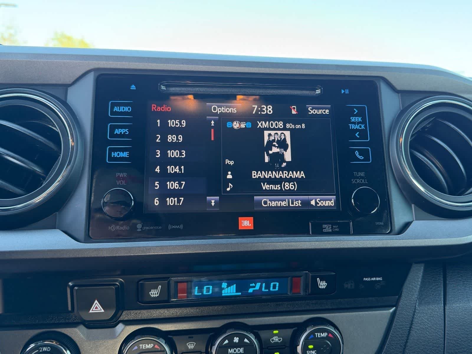 Used 2019 Midnight Black Metallic Toyota SR5 image 24