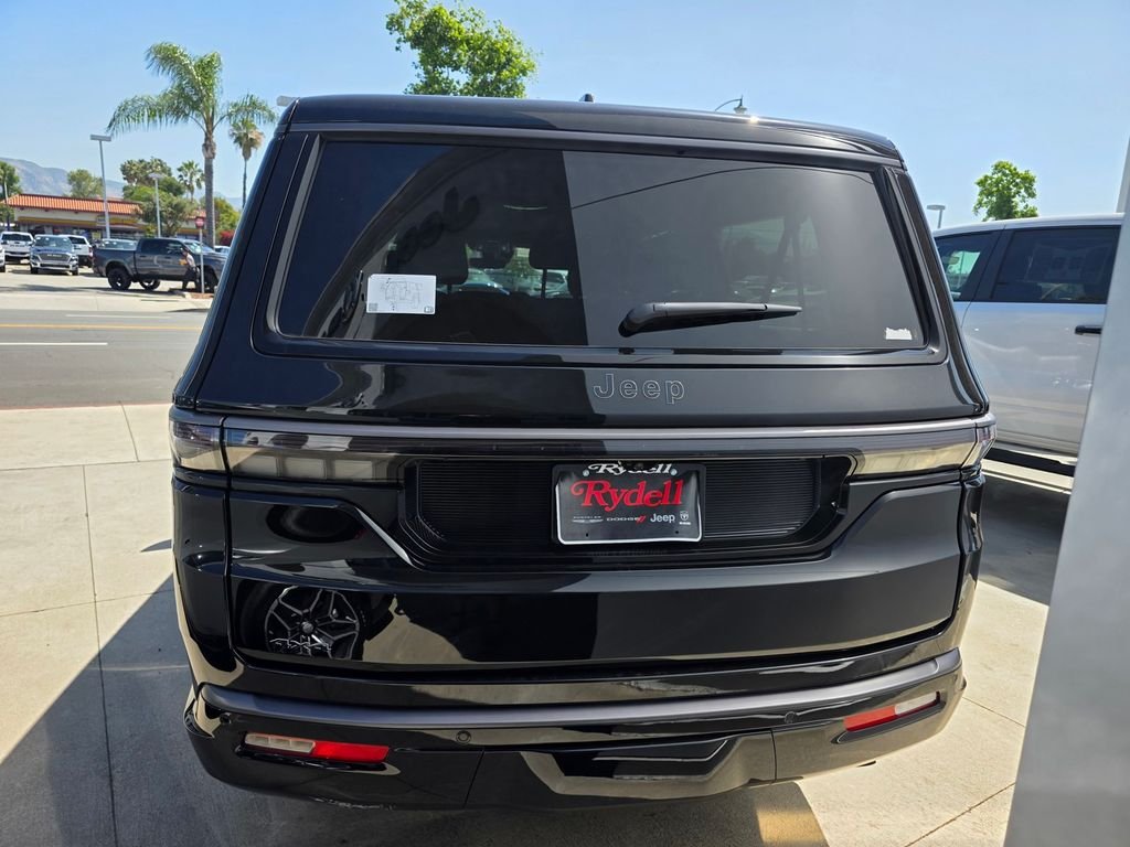 New 2026 High Gloss Black Exterior Paint Jeep Limited Altitude image 6