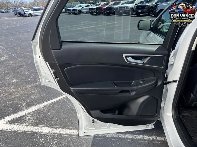 Used 2024 White Ford SEL image 29