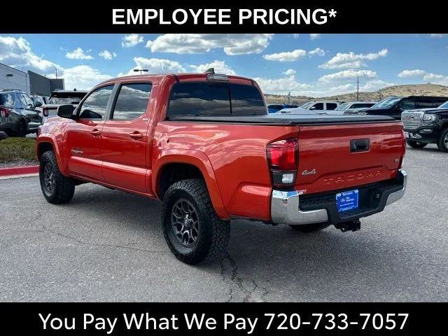 Used 2018 Red Toyota SR5 image 3