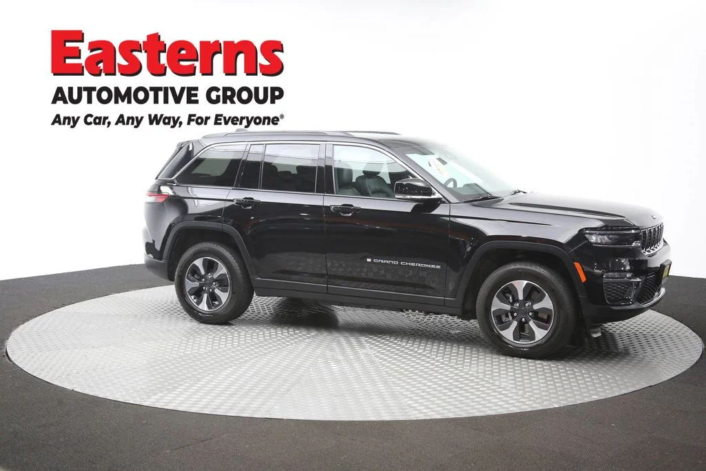 Used 2024 Black Jeep 4xe image 51