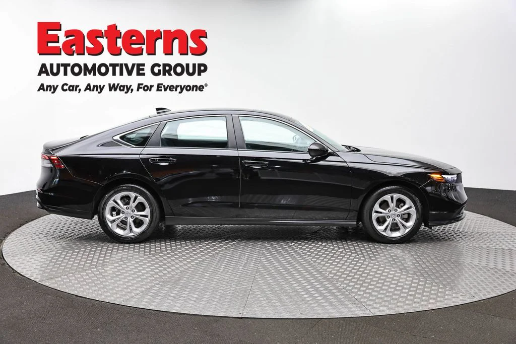 Used 2025 Black Honda LX image 4