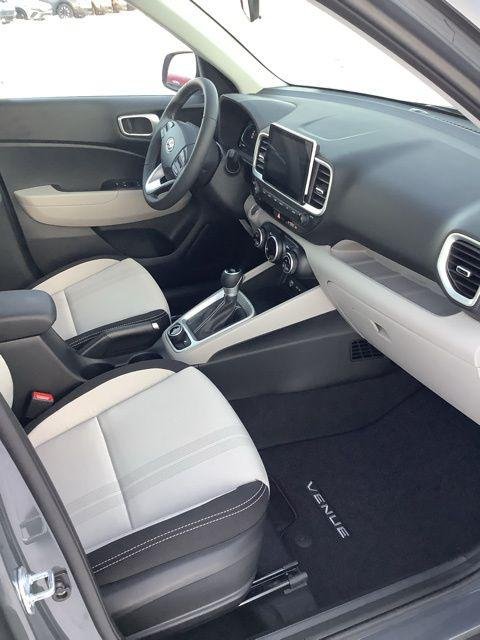 New 2026 Gray Hyundai SEL image 25