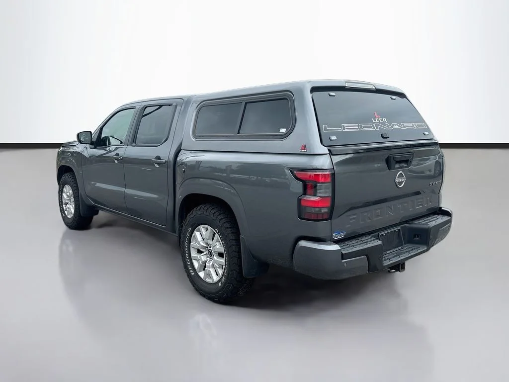 Used 2023 Gun Metallic Nissan SV image 4